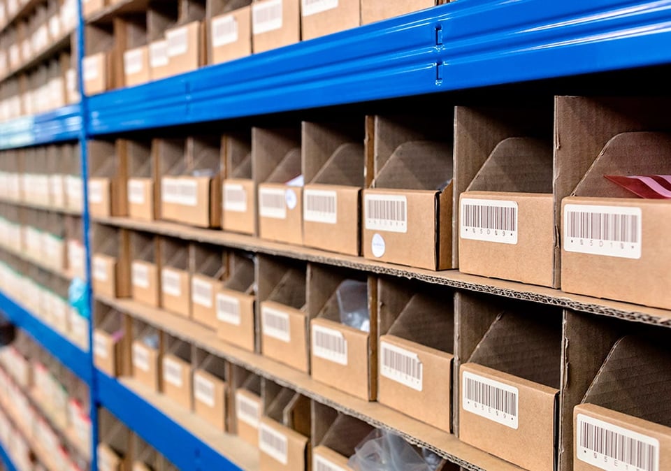 Almacenamiento-productos-codigo-barras-logistica-todocartonsk_L