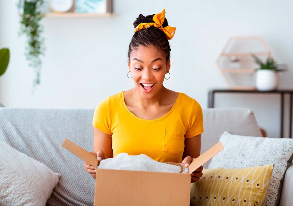 Unboxing-experiencia-consumidor-cajas-carton-empaques-packaging-todocartonSK_P