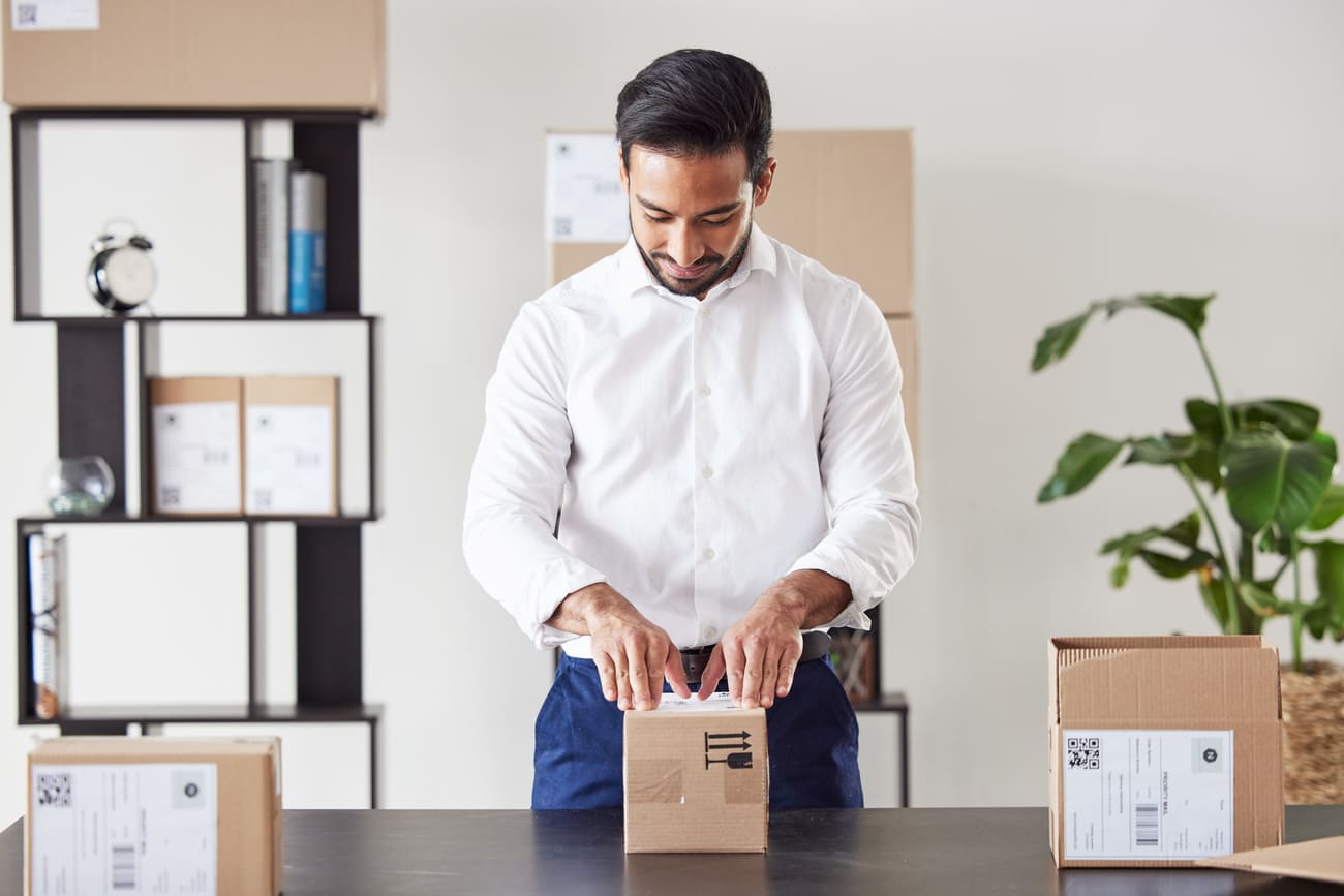 emprendedor cajas de carton